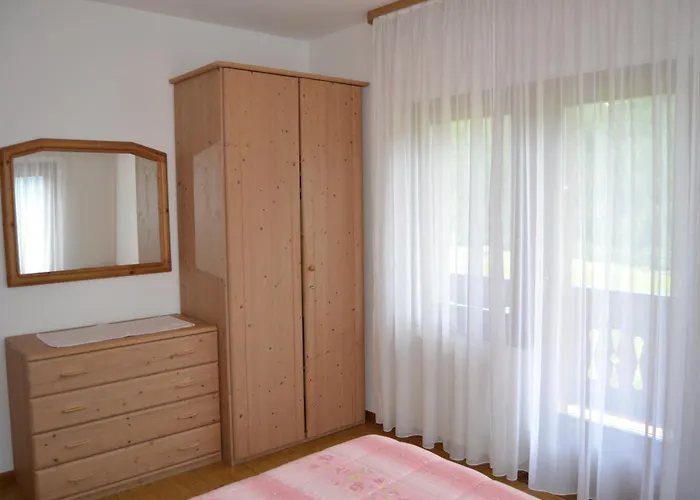 Piller Roner Roberto Apartman *